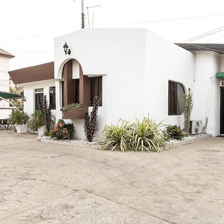 Hill View Hotel West Airport Accra Exteriér fotografie