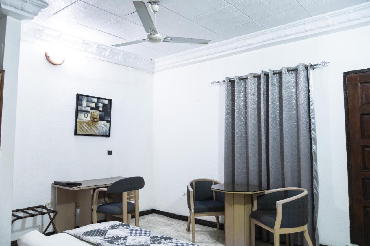 Hill View Hotel West Airport Accra Exteriér fotografie